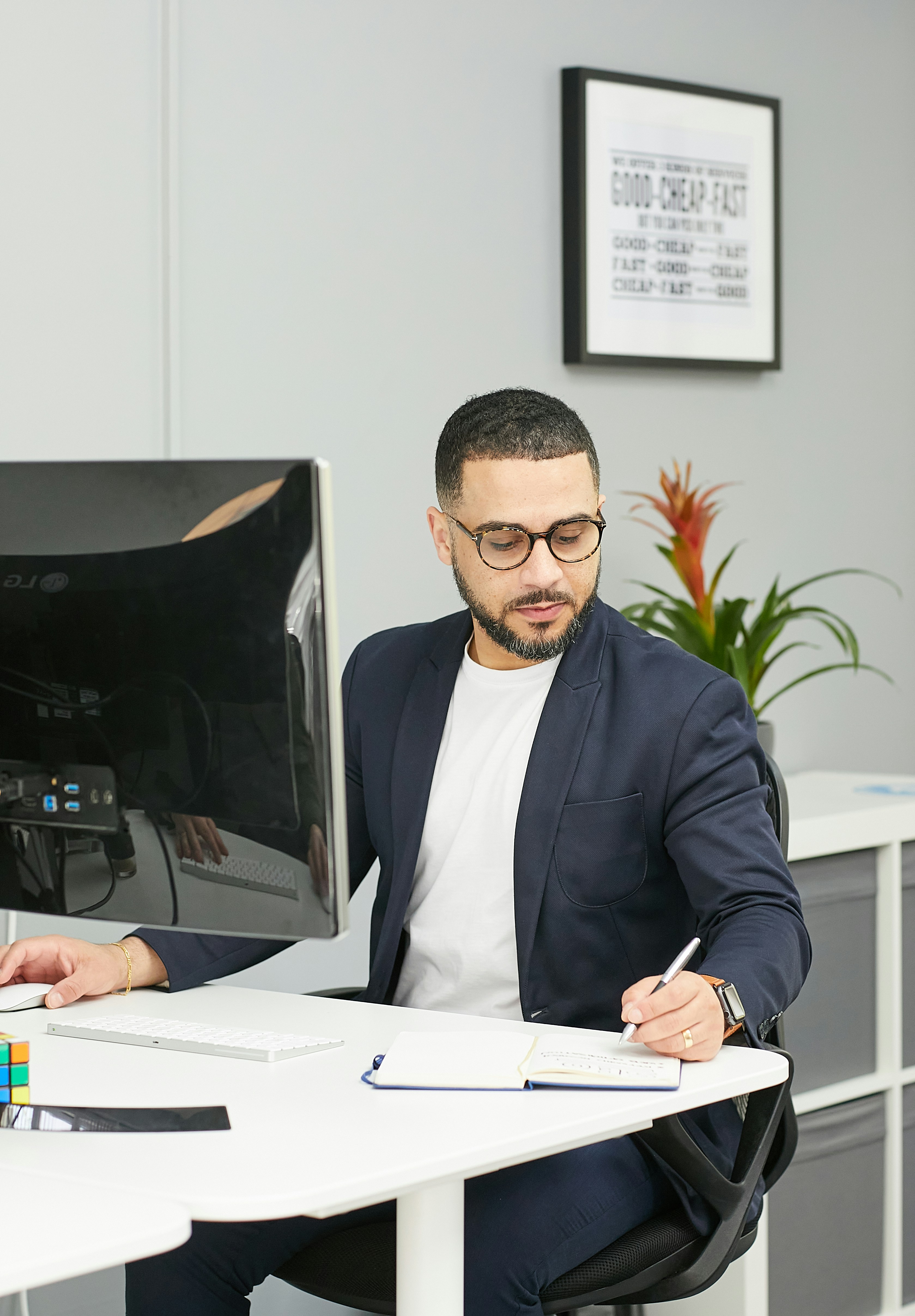 zbra-marketing-N4AK7Vy1McM-unsplash.jpg